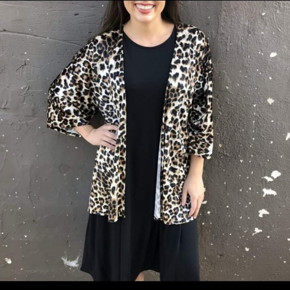 Leopard kimono